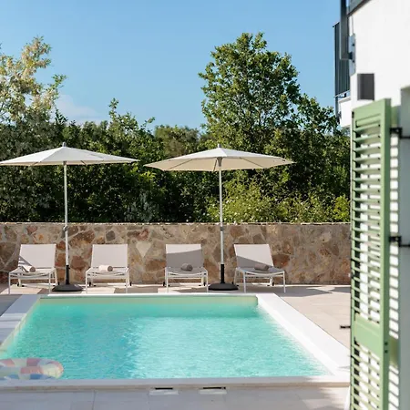 Villa Mileni - Relaxing With Private Pool *