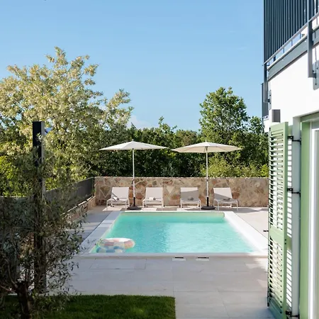 Villa Mileni - Relaxing With Private Pool Farini