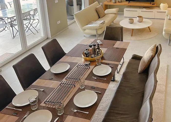 Villa Mileni - Relaxing With Private Pool Farini