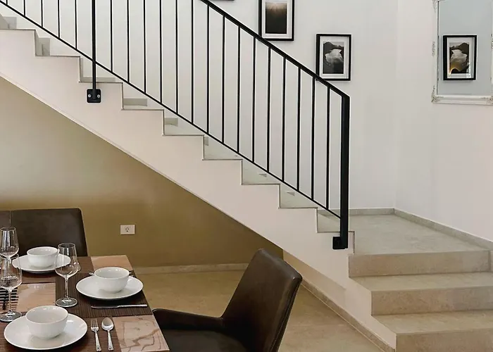 Mileni - Relaxing With Private Pool * Farini