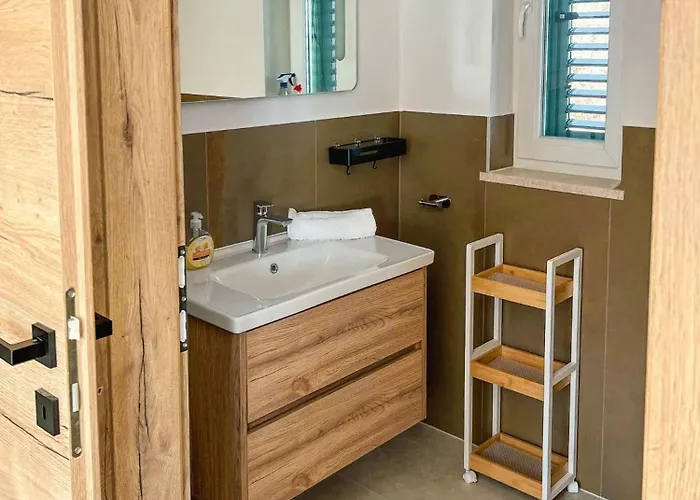 Mileni - Relaxing With Private Pool