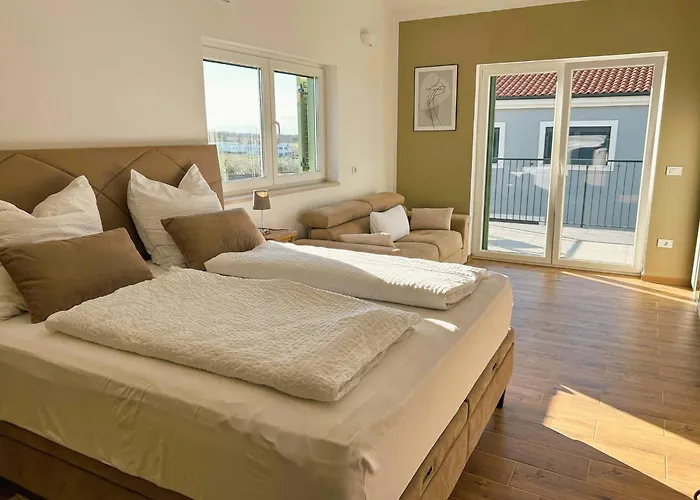 Villa Mileni - Relaxing With Private Pool *