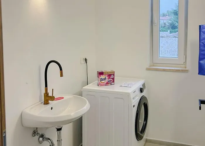 Mileni - Relaxing With Private Pool